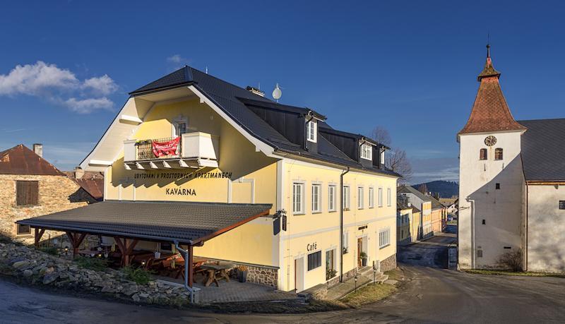 Aparthotel Hartmanice Hartmanice  Eksteriør billede